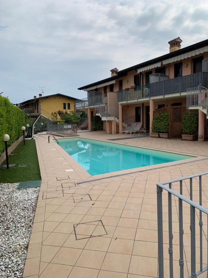 Elegance Apartment Ancient Rovere Σιρμιόνε Εξωτερικό φωτογραφία